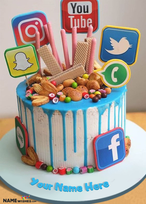 Lucy's Great Cakes - Snapchat birthday cake | Facebook